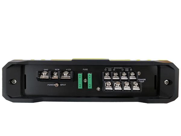 آمپلی فایر 4 کانال مدل Li-8806